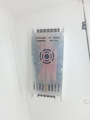 Tần số đầu vào 50/60Hz Điện cung cấp màn hình LED với độ ẩm 0-95%RH