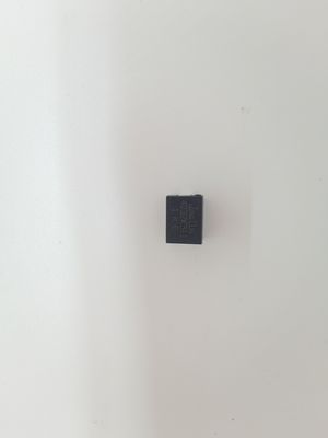 Thiết bị gắn bề mặt MOV Varistor -40 ¥ 125 Lưu trữ 0.1J - 4J Energy Rating RoHS phù hợp