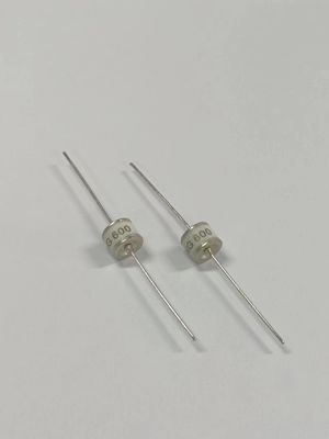 ống xả khí an toàn UL được công nhận 2KA Nguồn xung Đèn nhẹ 1.2g