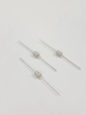Làn xả khí điện áp cao / Làn xả khí bảo vệ trục UL được công nhận &lt; 1PF Capacity