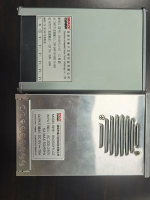 Dòng điện chống mưa vàng 12V DC 100W IP54 CE RoHS chứng nhận