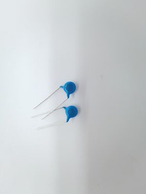 Chất tụ an toàn 2.5KVAC hình chữ nhật 0.1uF-10uF Y1 Đối với tần số 50/60Hz -40 °C ~ 85 °C