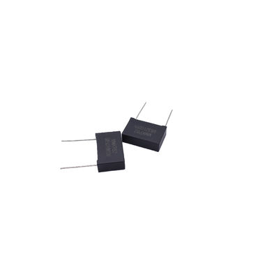 Thông qua loại lắp đặt lỗ phù hợp với RoHS MMKP82 Capacitor683J630V Với phạm vi công suất rộng